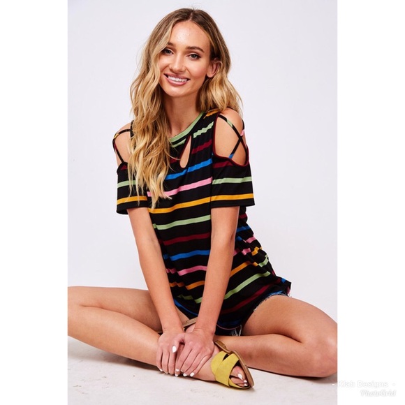 🛍LAST 1! Multi Stripe Cut Out Super Soft Top! - Picture 5 of 8